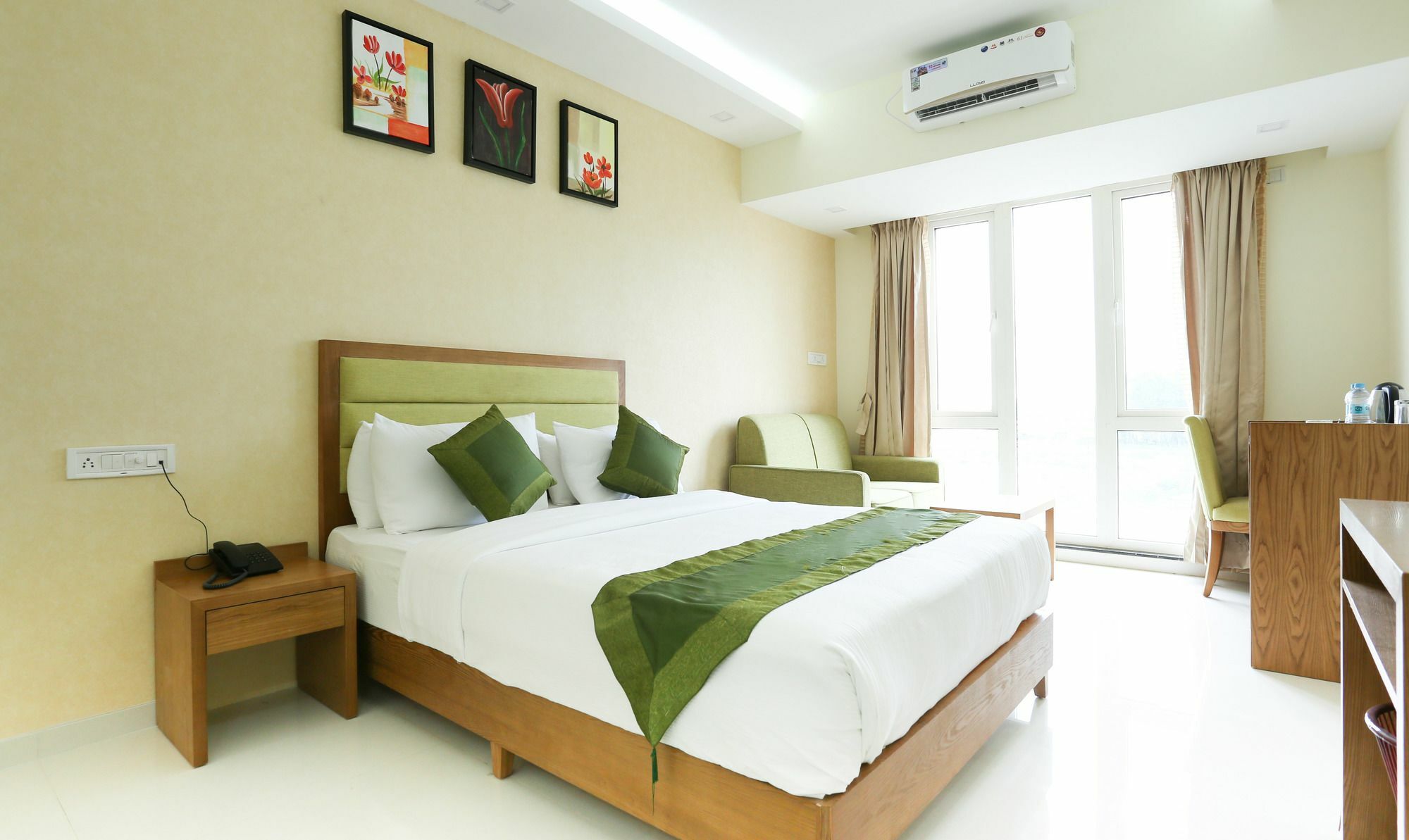 Treebo The Galaxy Chandapura Kammasandra Exterior photo